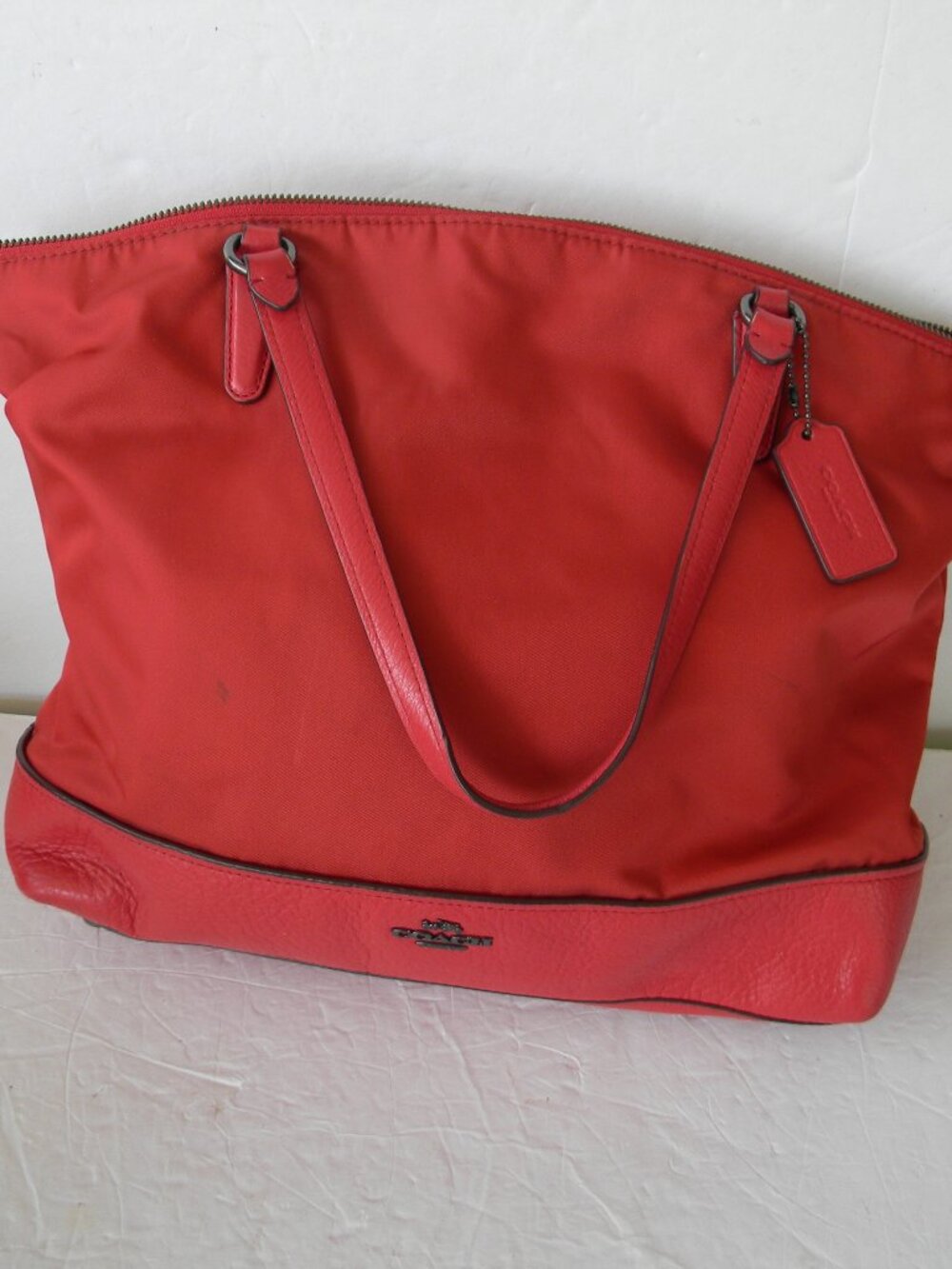Coach F57902 Red Nylon/ Leather Tote SHOULDER BAG LIGHTWEIGHT